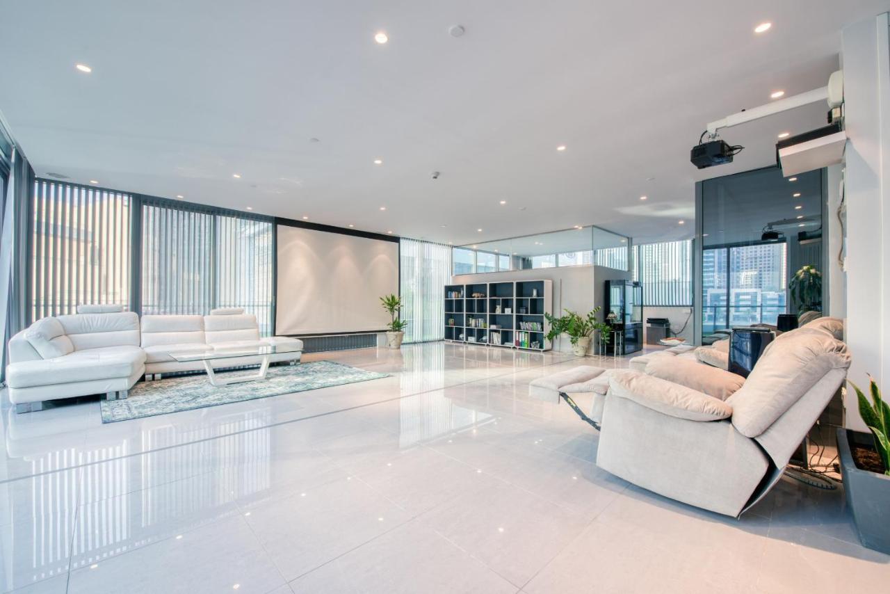 Maison Privee - Big, Bright, Luxury Marina Views Apt Next To Beach ดูไบ ภายนอก รูปภาพ