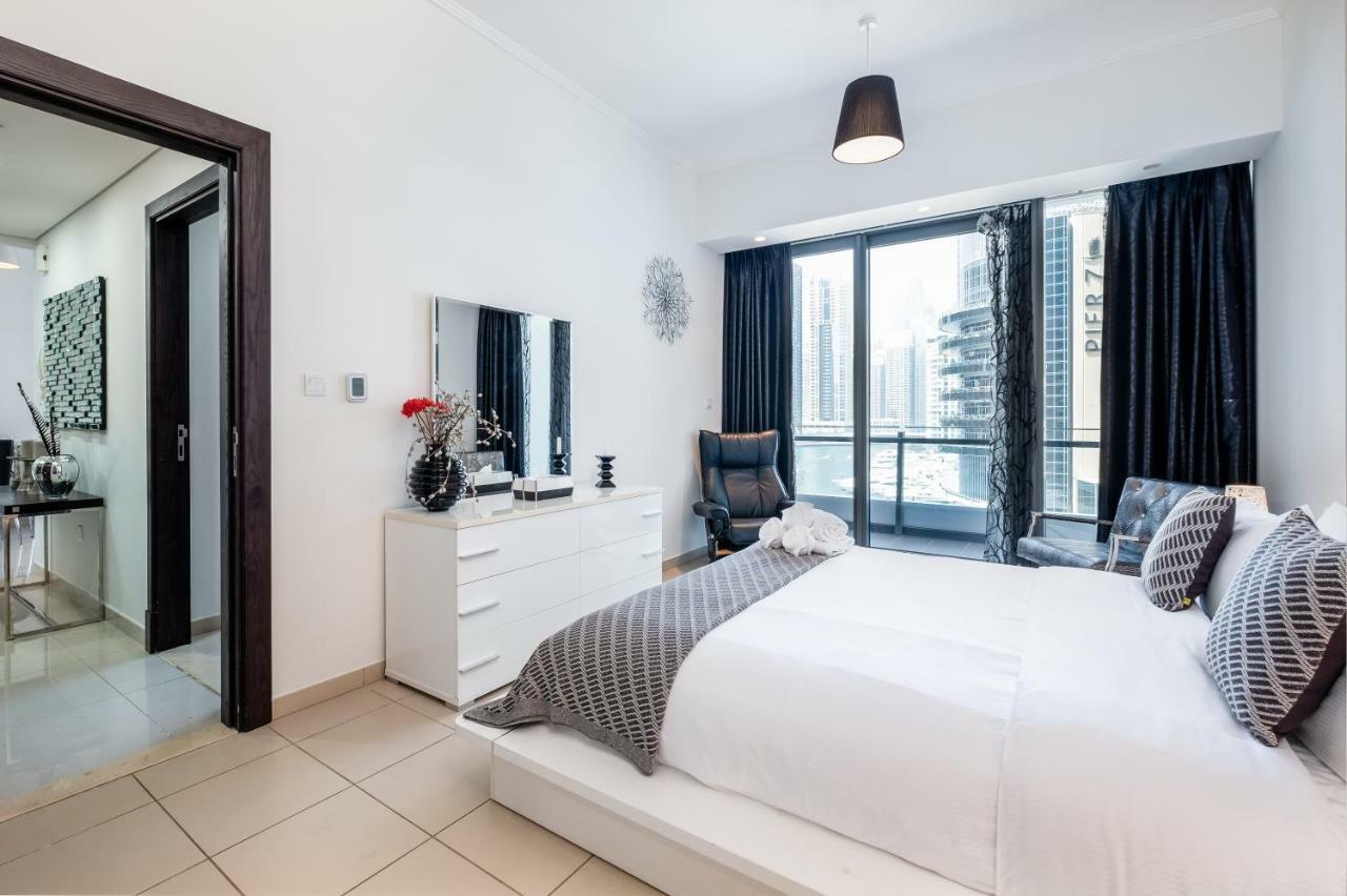 Maison Privee - Big, Bright, Luxury Marina Views Apt Next To Beach ดูไบ ภายนอก รูปภาพ